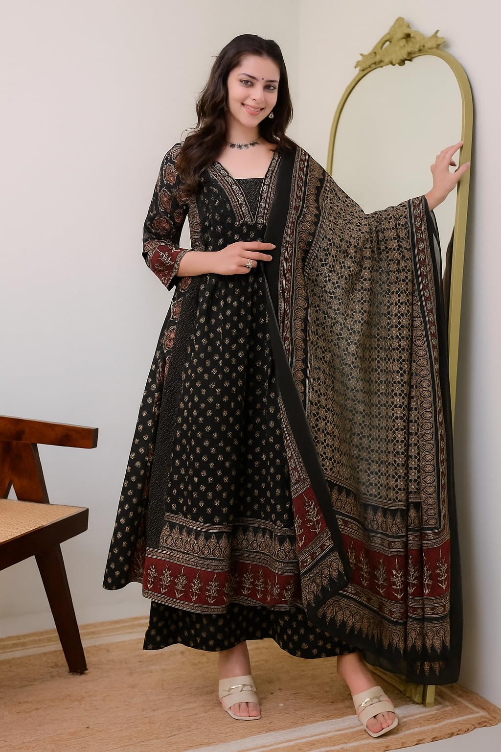 KLOSIA Women's Rayon Printed Anarkali Kurta and Pant with Dupatta Set