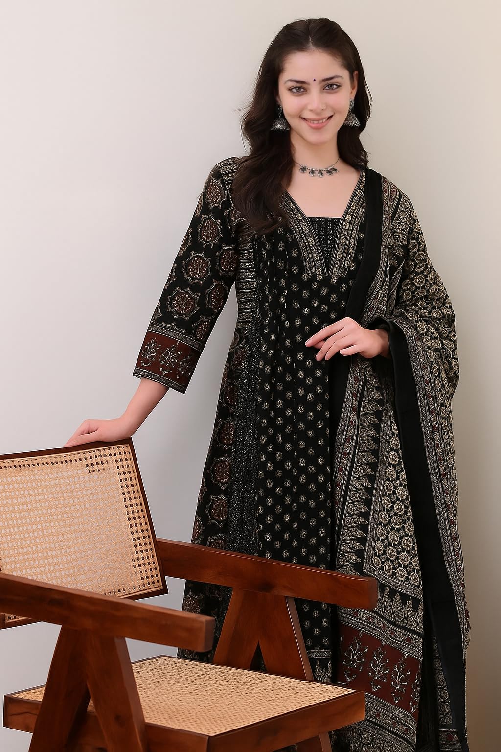 KLOSIA Women's Rayon Printed Anarkali Kurta and Pant with Dupatta Set